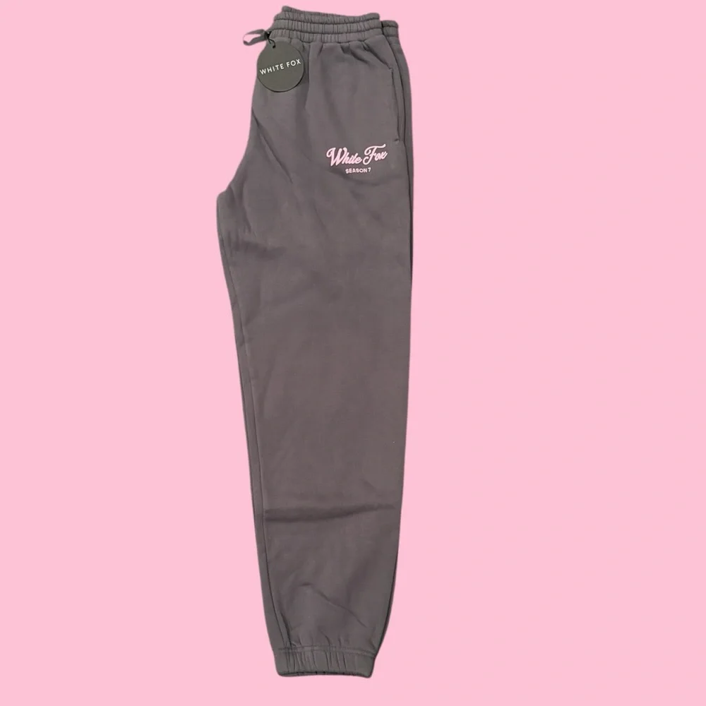 White Fox Gray Season 7 Monument Sweatpants with Pink Logo L - Picture 2 of 4